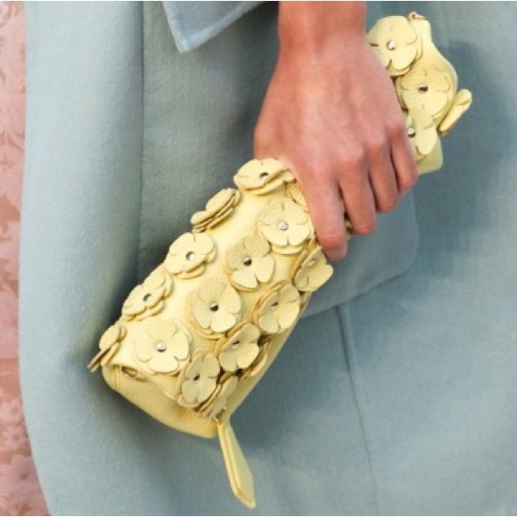 Burberry Prorsum Floral Yellow Bag - Picture 1 of 17